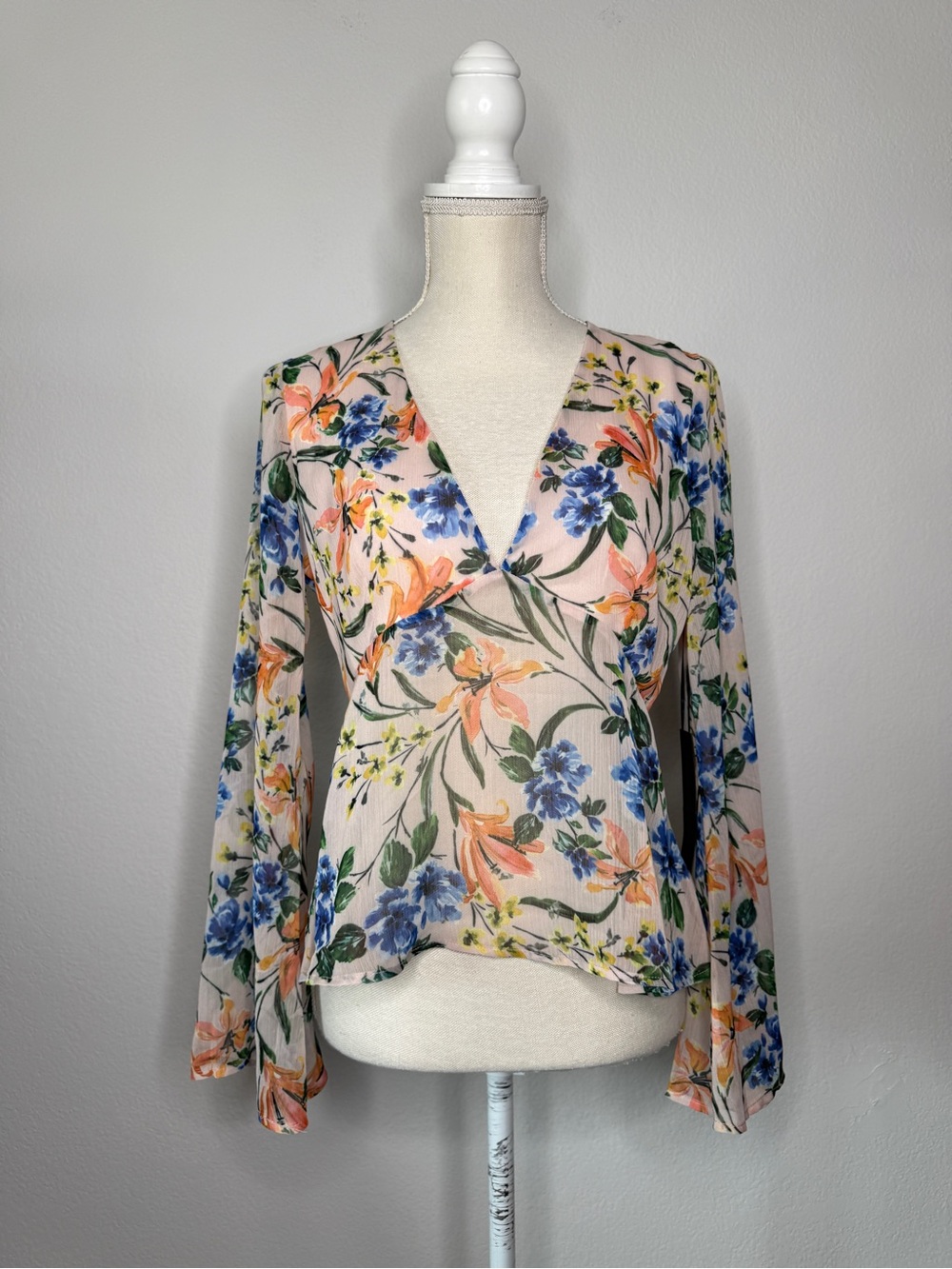 House of Harlow Revolve Sheer Blush Floral Long Sleeve Blouse NWT Size S
